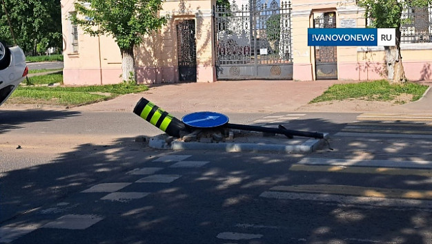 В Шуе перевернулась легковушка